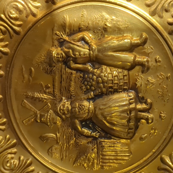 Vintage Old World BRASS DUTCH Wall Hanging Plate 12" Antique Look 1950's - Picture 7 of 7